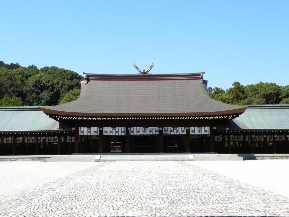 神武天皇によって創建された橿原神宮は一見の価値あり