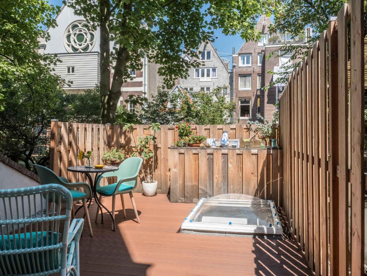 Roof terraces and balconies in Amsterdam are valuable amenities