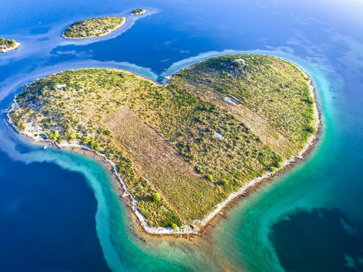 Galešnjak is a much-loved, pristine island in the Zadar archipelago