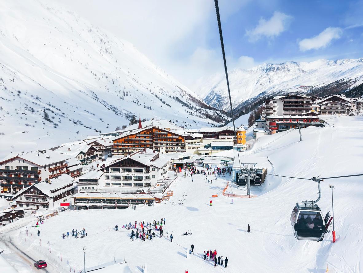 Obergurgl enjoys access to a huge network of glacier pistes going up to 3,080m