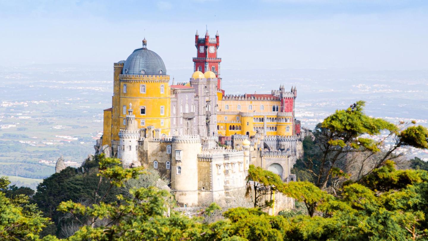 El Portugal más histórico en coche | Booking.com