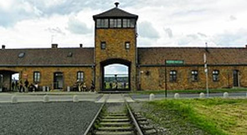 Auschwitz Museum Concentration Camp A Visit On Your Own Booking Com Poland Community