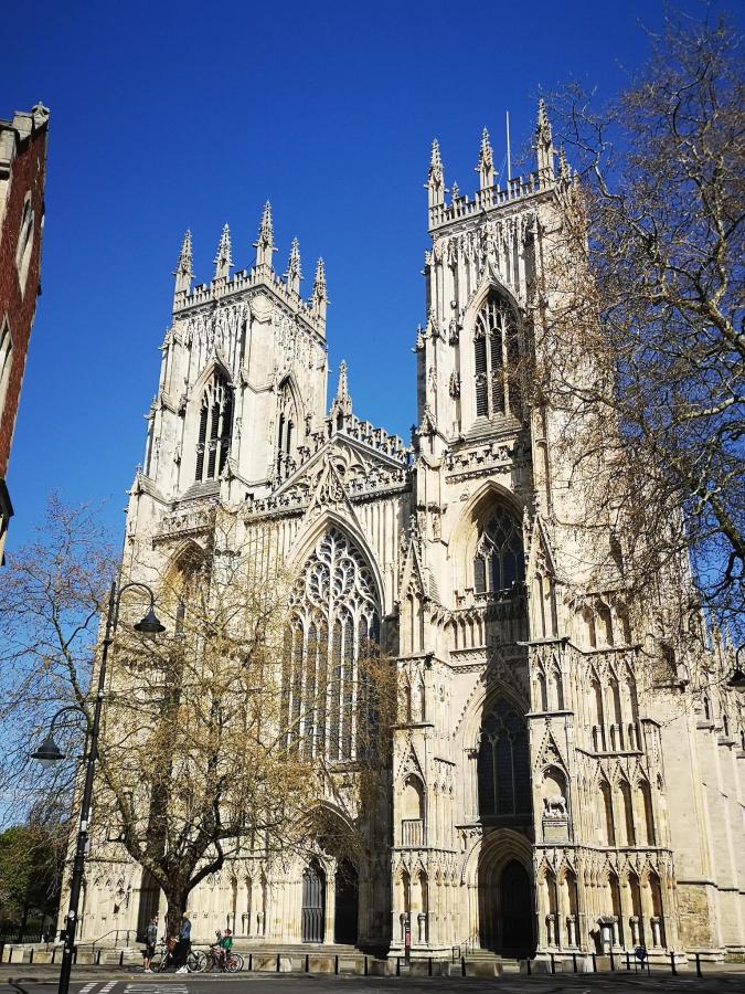 Reasons to visit Yorkshire and avoid London the United